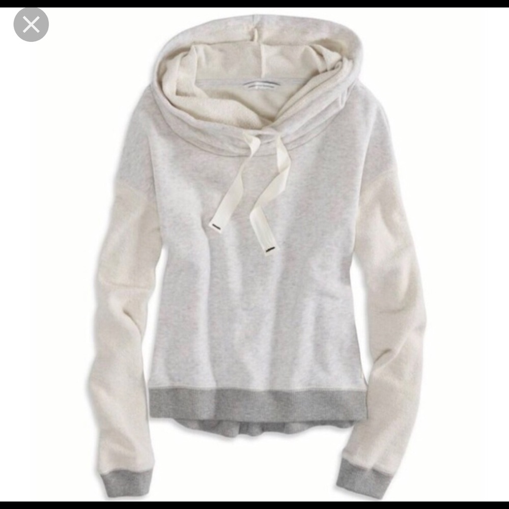 American Eagle cowl neck sweatshirt cropped size L